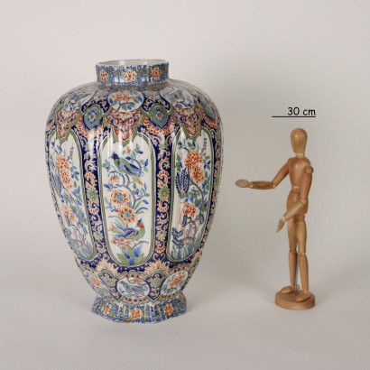 Vase en Céramique avec Motifs Végétaux et Animaux du XXe Siècle