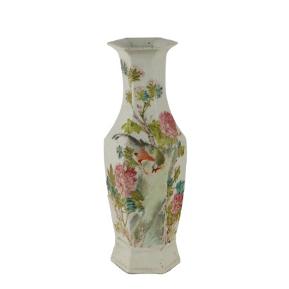 Vase en Porcelaine Chinosie avec Oiseaux et Signature du XXe Siècle