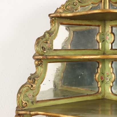 Meuble d\'Angle Style Rococo en Bois Peint du XIXe Siècle