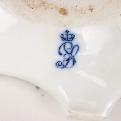 antiquités, céramiques, antiquités en céramique, céramiques anciennes, céramiques italiennes anciennes, céramiques anciennes, céramiques néoclassiques, céramiques du XIXe siècle, support de pièce maîtresse en porcelaine