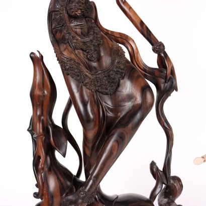 Scultura di Figura Femminile in Legno