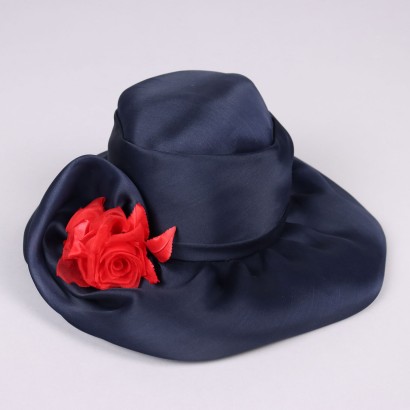 Chapeau Bleu Vintage