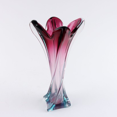 Vase en verre submergé et plateau de poche