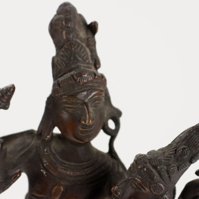 Krishna avec une sculpture en bronze de Gopi