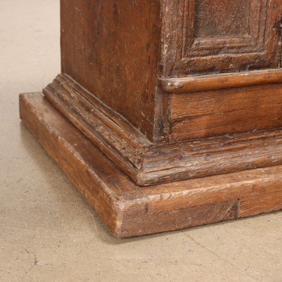 Ancient Sideboard in Chestnut