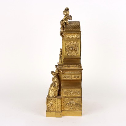 Support Clock in Gilt Bronze