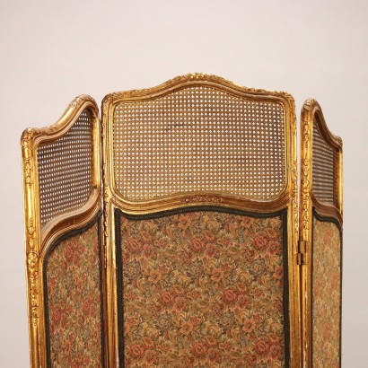 Neoclassical style screen