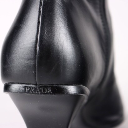 Botas Prada Negras Con Correa