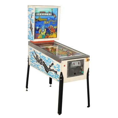 FLIPPER, máquina de pinball modelo Nautilus producida por Zaccar