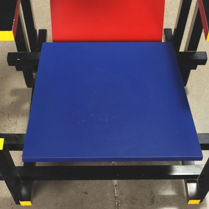 Fauteuil, Fauteuil dans le style de Rouge et Bleu