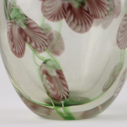 Glass vase