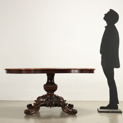 Umbertino Vela table