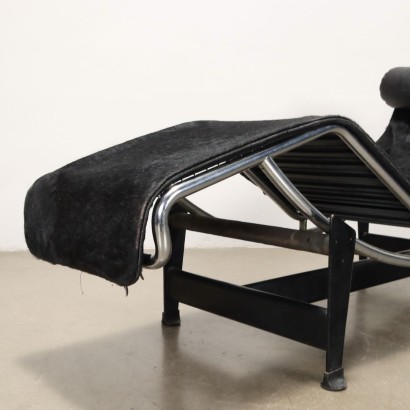 Chaise Longue model 'LC40apostr,Le Corbusier,Le Corbusier,Le Corbusier,Le Corbusier,Le Corbusier,Le Corbusier,Le Corbusier,Le Corbusier