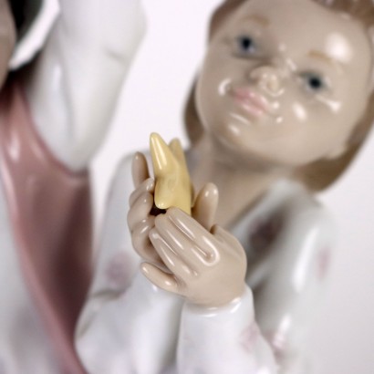 Estatua de porcelana Lladró para Unicef