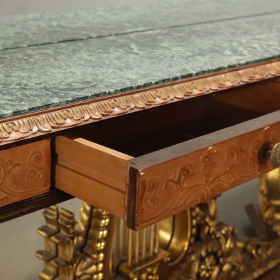 Style Console with Mirror