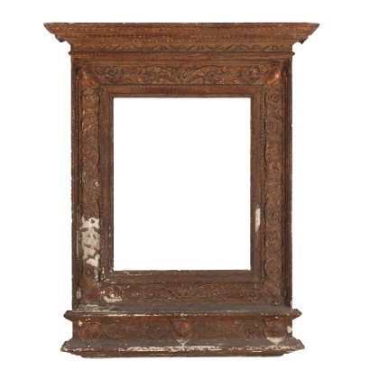 Renaissance Style Newsstand Frame