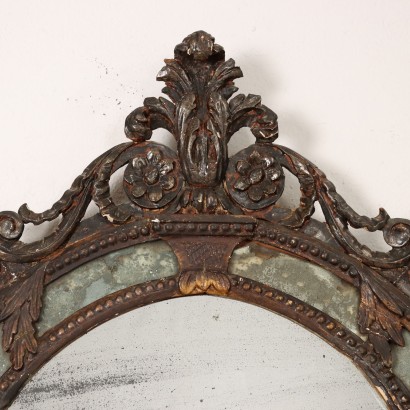 Neoclassical mirror