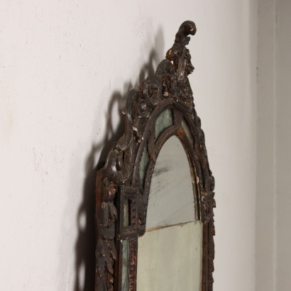 Neoclassical mirror