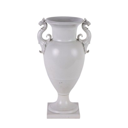 Vase en porcelaine fabriqué par KPM