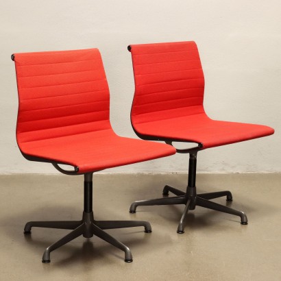 Seis sillas giratorias Charles & Ray Eames,Charles & Ray Eames,Charles & Ray Eames,Charles & Ray Eames,Charles & Ray Eames,Charles & Ray Eams,Charles & Ray Eams,Charles & Ray Eames