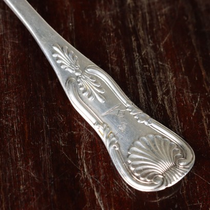 English Cutlery Service with Mobile