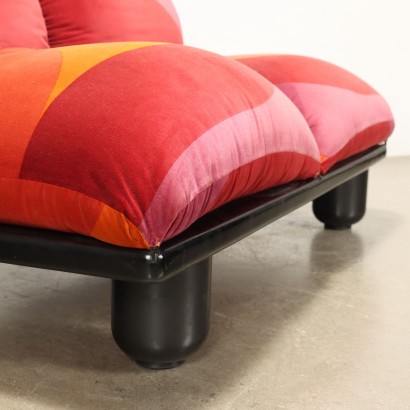 SOFA MIT TISCH VON BARTOLI,Sofa und Couchtisch 'Blop0apostroph,Carlo Bartoli,Carlo Bartoli,Carlo Bartoli,Carlo Bartoli,Carlo Bartoli,Carlo Bartoli,Carlo Bartoli,Carlo Bartoli,Carlo Bartoli,Carlo Bartoli,Carlo Bartoli