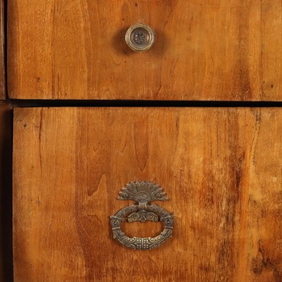 Restoration chest of drawers in mahogany