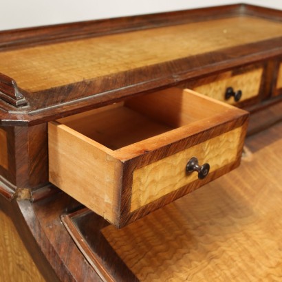 Petit bureau avec porte abattante N