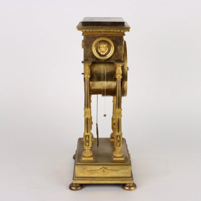 Horloge de table en bronze doré Ro