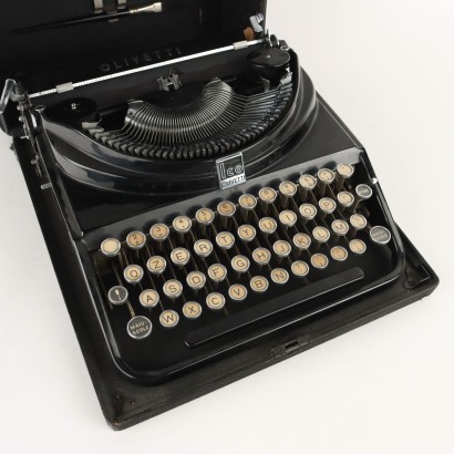 Máquina de escribir Ico Olivetti