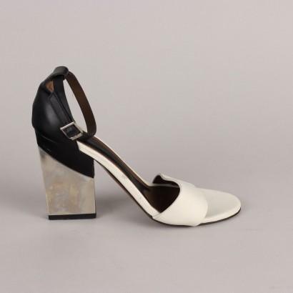 Sandales Marni noires et blanches