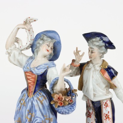 Paire de figurines en porcelaine Capodim