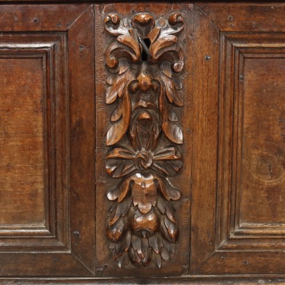 CHEST, Baroque Walnut Chest