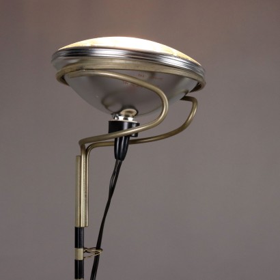 Lampe „Toio“ von Achi,Achille und Pier Giacomo Castiglioni,Achille und Pier Giacomo Castiglioni,Achille und Pier Giacomo Castiglioni,Achille und Pier Giacomo Castiglioni,Achille und Pier Giacomo Castiglioni,Achille und Pier Giacomo Castiglioni