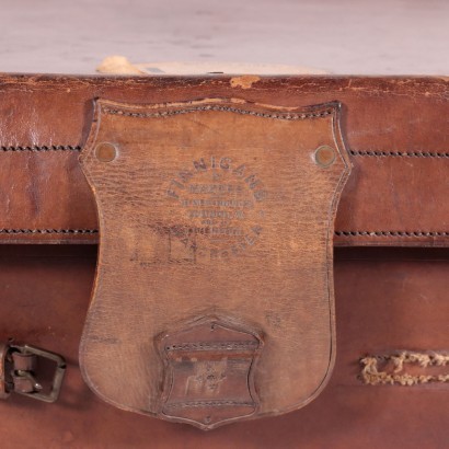 #vintage #vintageclothing #vintageabiti #vintagemilano #vintagefashion #vintage #vintagesuitcase #englishleather ,Baúl de cuero inglés vintage 4