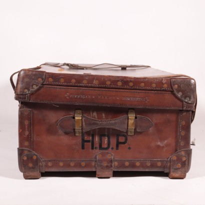 #vintage #vintageclothing #vintageabiti #vintagemilano #vintagefashion #vintage #vintagesuitcase #englishleather ,Baúl de cuero inglés vintage 4