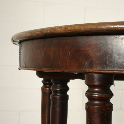 Extensible Table Walnut Italy 19th Century