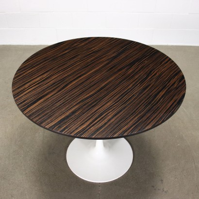 Round Table Tulip Style Lacquered Alluminium Rosewood Italy 1960-1970s