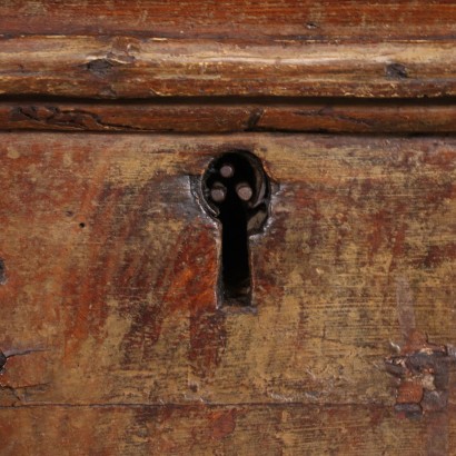 Chest Walnut Italy XVIII Century