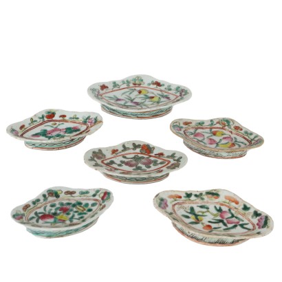 Groupe de 6 Soucoupes Porcelaine Chine XIX Siècle